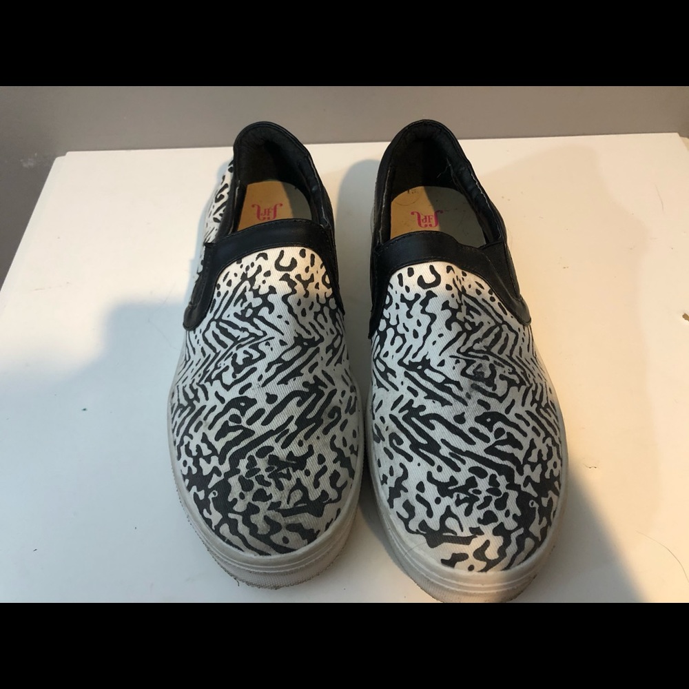 Platform slip-ons